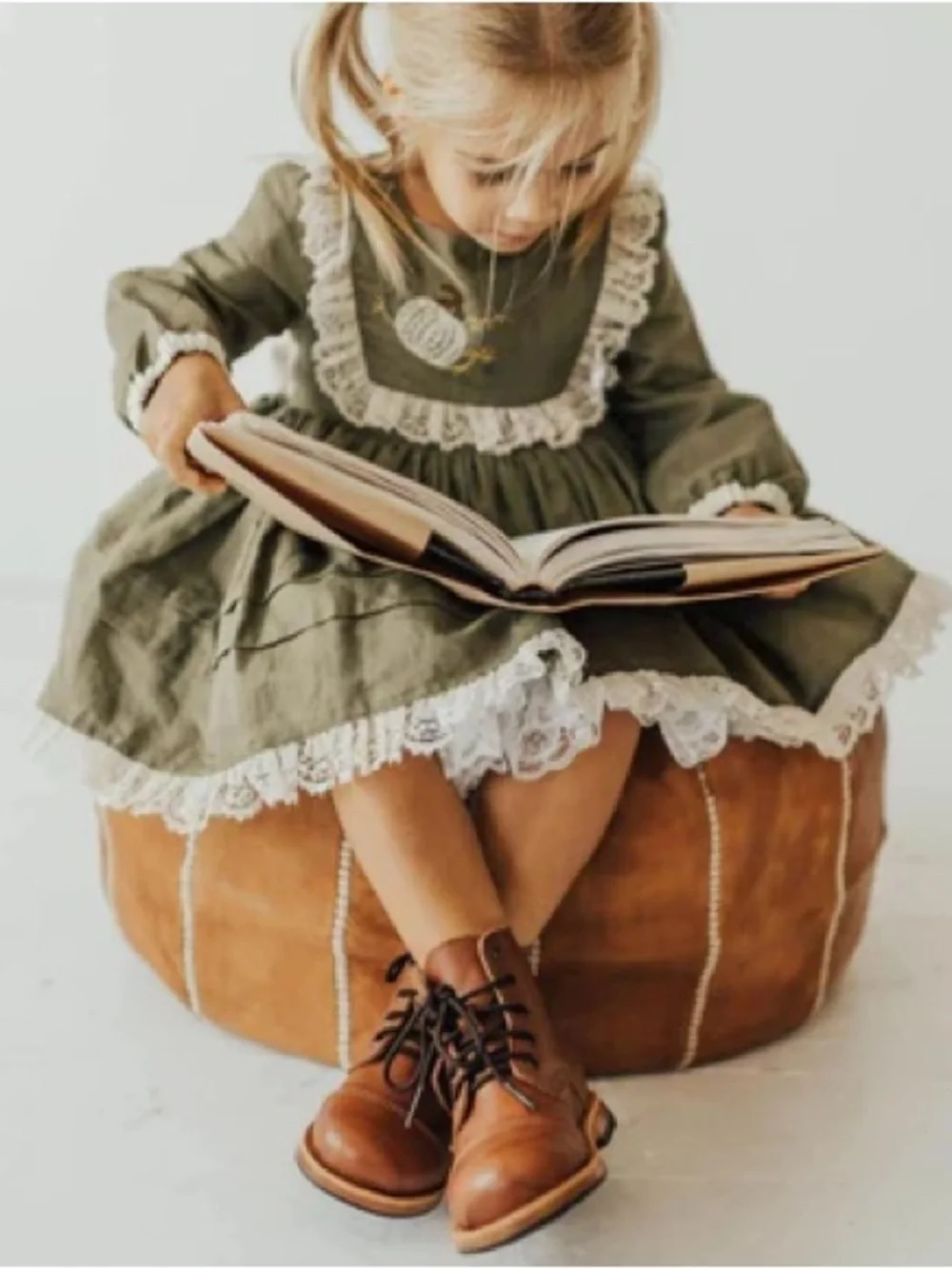 Mikoleon Heirloom Classic Brown Boots EU Size 20 | Toddler 4.5-5